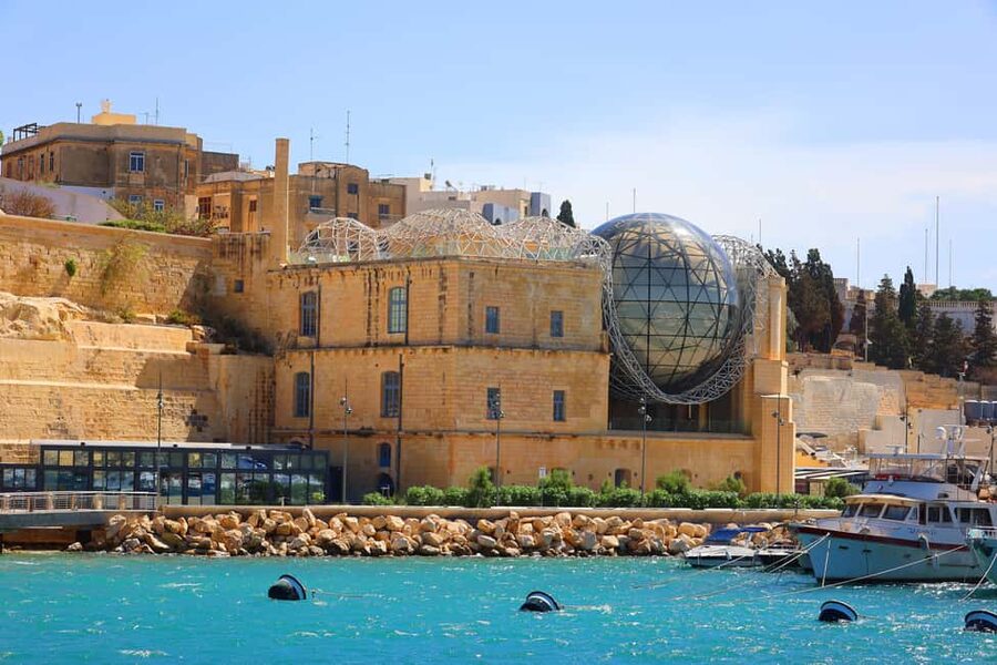 1-Day Hop-On Hop-Off Bus + Harbour Cruise (CMO) - The South Red Line, Blue Grotto, and Għar Dalam