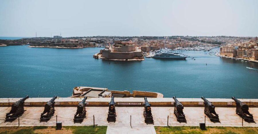 3 cities: Private Insider Walking Tour with Licensed Guide - Birgu’s medieval streets and Knights of St. John