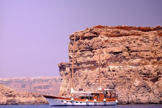 Blue Lagoon: Full-Day Three Island Cruise: Malta, Gozo and Comino - Blue Lagoon: the famous first swim