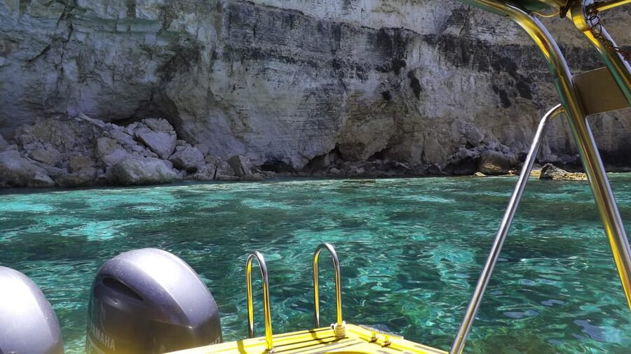 Blue Lagoon: Malta, Crystal Lagoon, Caves, Private Speedboat - Alex’s Cave and the route around the rocks