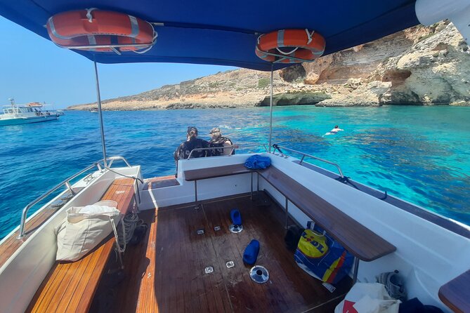Boat Charters Blue lagoon, Crystal Lagoon, Comino, Malta 4hr trip - Saint Mary’s Battery and a quieter swim