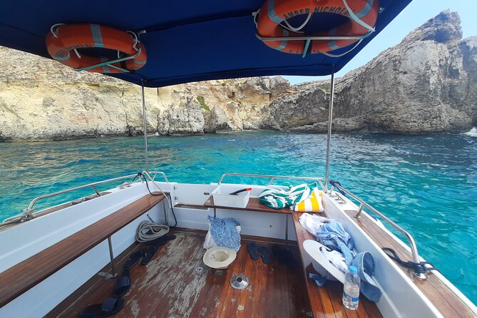 Boat Charters Blue lagoon, Crystal Lagoon, Comino, Malta 4hr trip - Santa Maria Bay and the five Santa Maria Caves