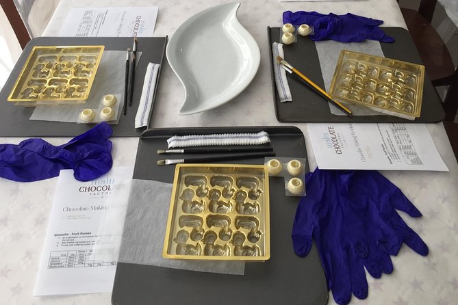 Chocolate Making Workshop - What happens during the one-hour chocolate class