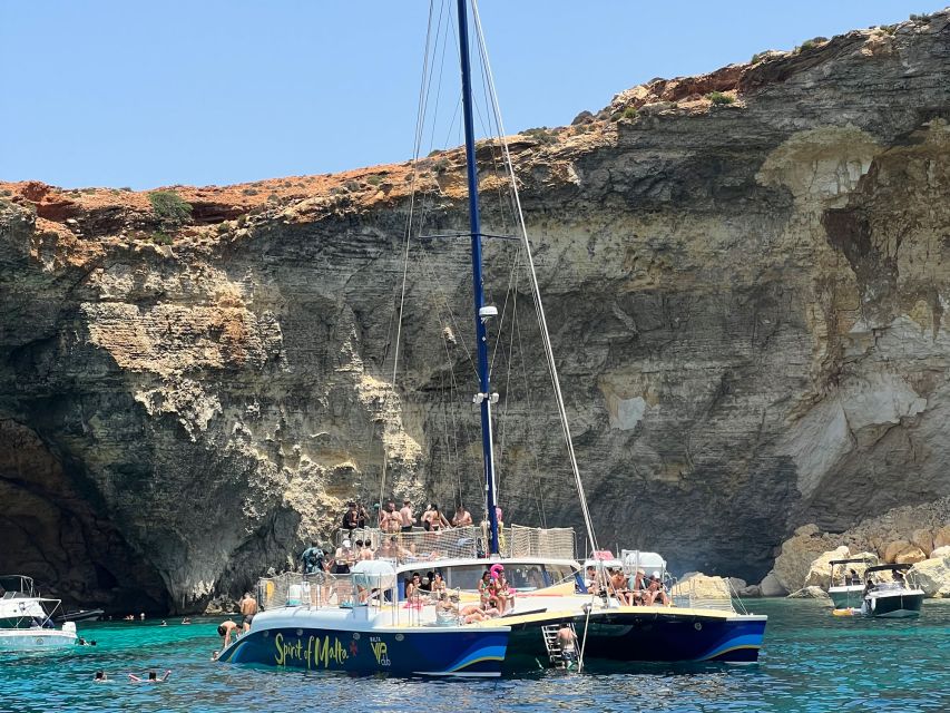 Comino: Blue Lagoon Catamaran Cruise with Lunch and Open Bar - What the open bar really adds to the value