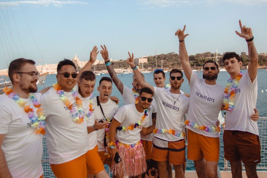 Comino: Blue Lagoon Catamaran Cruise with Lunch and Open Bar - From quiet sailing to a party at sea