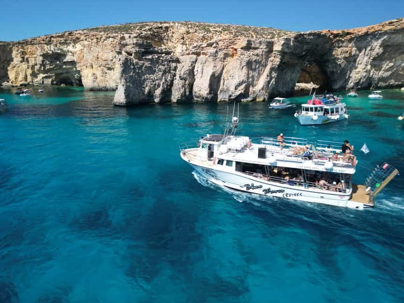 Comino Blue Lagoon & Crystal Lagoon - 3 Bay Cruise - Leaving Marfa Bay for Crystal Lagoon