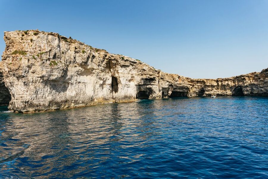 Comino: Blue Lagoon, Crystal Lagoon, and Seacaves Tour - Blue Lagoon: spectacular water, serious crowds