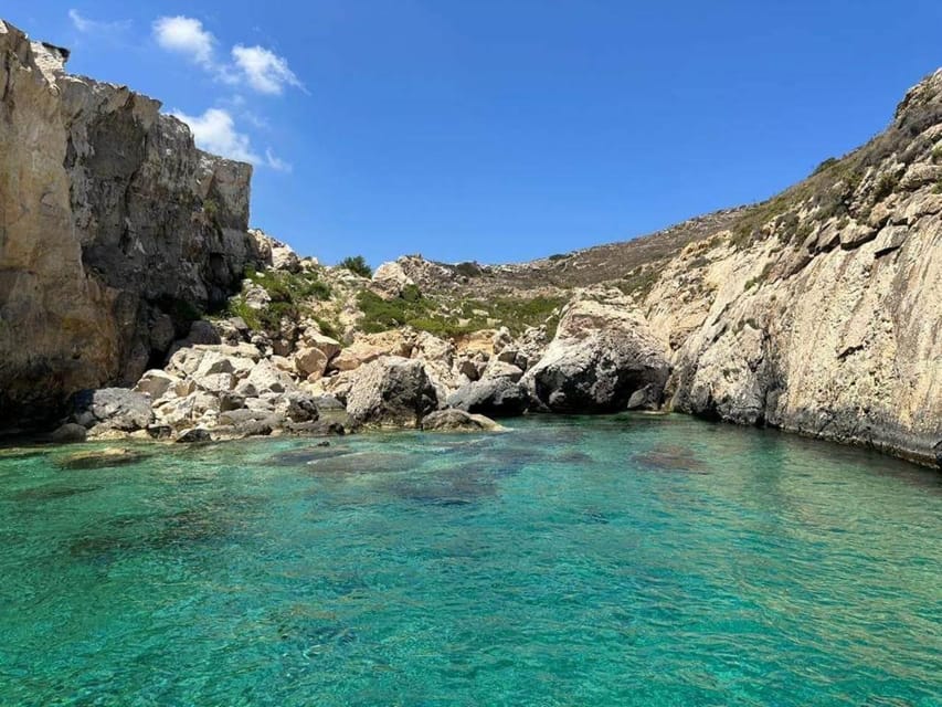 Comino: Private Boat Trips, Swimming stops and Caves Tours - What the Julie Pearl provides at sea