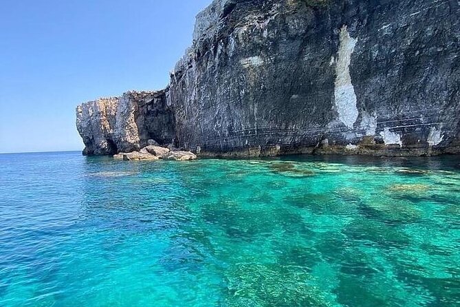 Comino Private Boat with Snorkeling and Cave Sightseeing - Why a private boat makes Comino easier