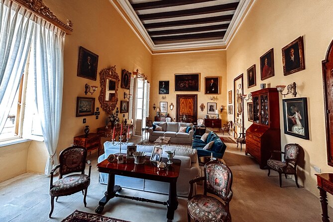 Dark Tales in an Mdina Palazzo - Guided Tour - Entering a family-owned Mdina palazzo