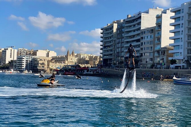 Flyboard Teaser Flight (20min) - Rising above Spinola Bay