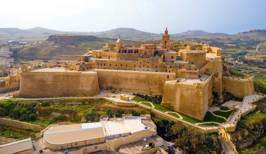 From Malta: Gozo Jeep Tour with Lunch and Transfers - Why a Jeep is a smart way to see Gozo