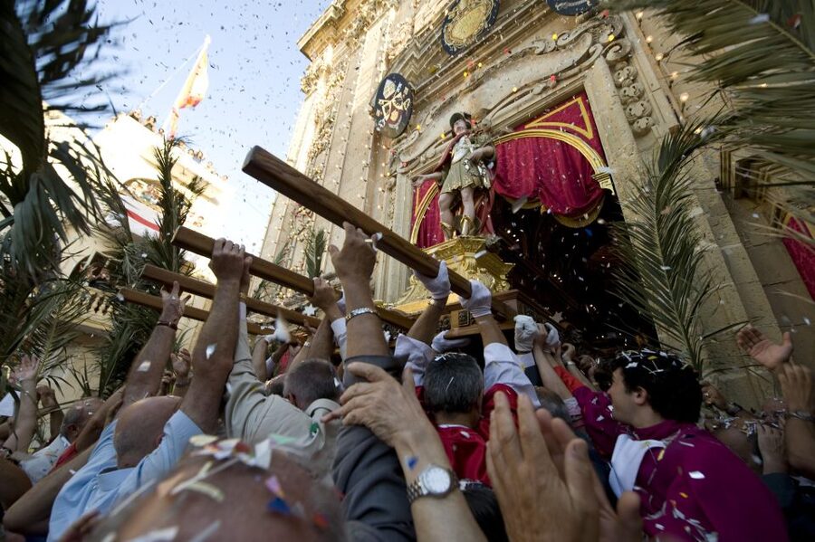 Good Friday Easter Procession with Commentary and Transport - Why Malta’s Good Friday procession feels different