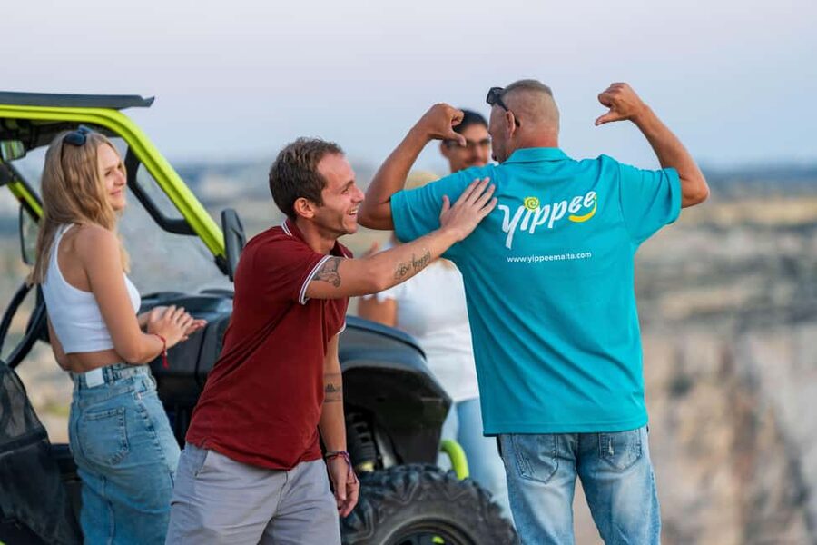 Gozo: All Inclusive 4x4 Chauffeured JEEP day safari - Dwejra Inland Sea and Wied il-Għasri