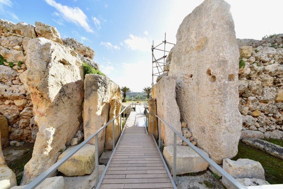 Gozo Full Day visiting Ggantija Temples, Salt Pans & Dwejra - Ggantija Temples and Gozo’s distant past