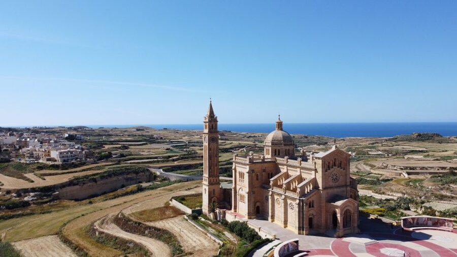 Gozo - Funtastic Daytrips - - Xwejni Salt Pans in Zebbug