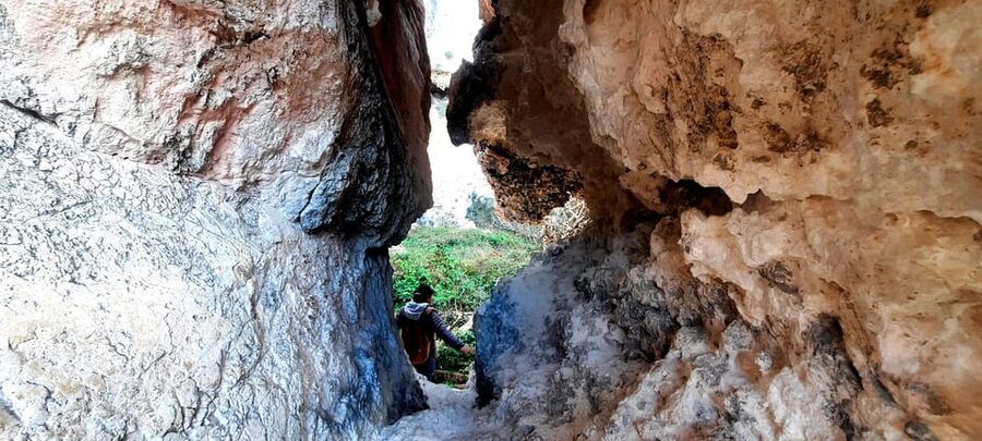 Gozo Unveiled: Guided Hiking in Gozo - South East - A quiet break at Mgarr ix-Xini Bay