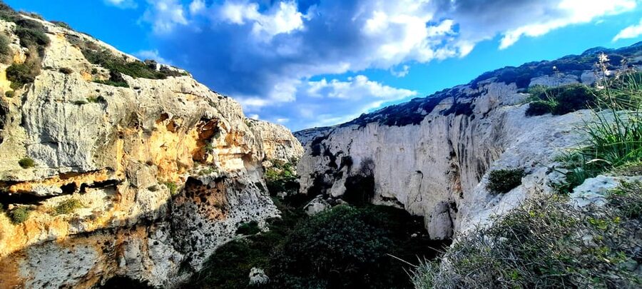 Gozo Unveiled: Guided Hiking in Gozo - South East - Ras il-Ħobż, salt pans, and time for a swim