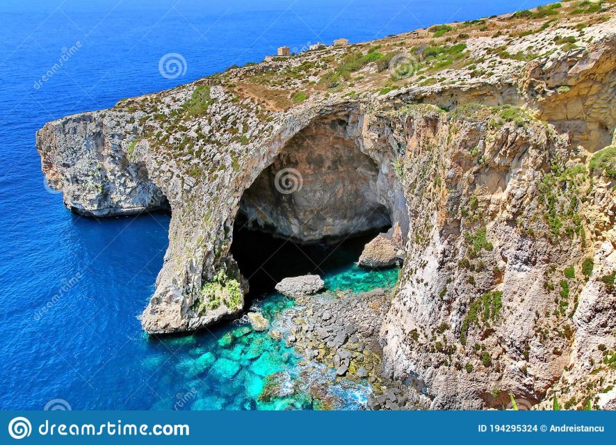 Guided Private Malta or Gozo Highlights Tour with Transfer - Mosta Dome and Malta’s religious sights