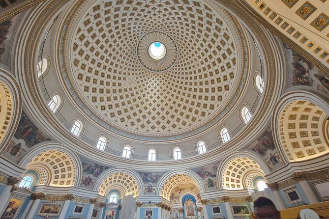 Half Day Shared Tour in Malta - Valletta: a useful final hour
