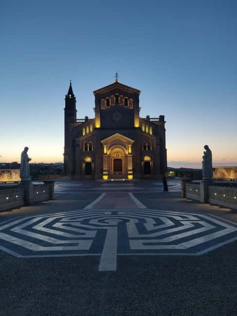 Island of Gozo: Private Tour - What the best drivers add