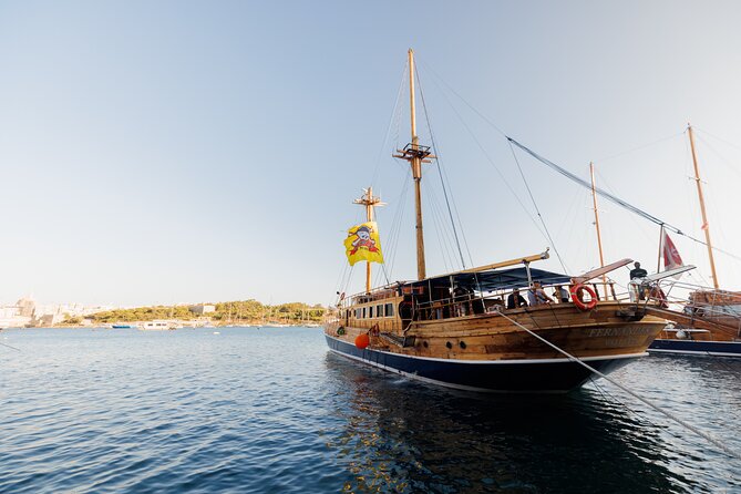 Lazy Pirate Party Boat in Malta - What your four hours on the Lazy Pirate look like