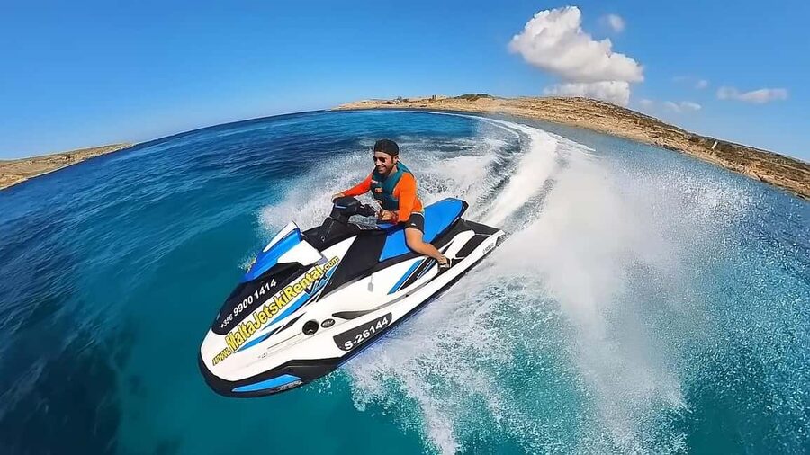 Malta 30 Minutes Jet Ski Rental / Hire - 2024 Yamaha VX - Riding a 2024 Yamaha VX 130