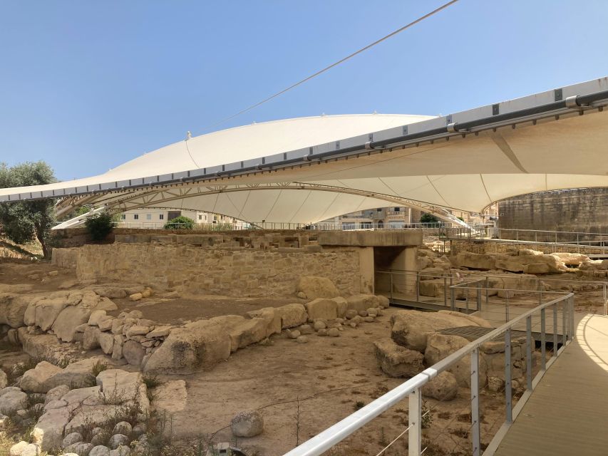 Malta: Ancient Wonders, Coastal Charms, and Cities Tour - Ħaġar Qim and Mnajdra: Malta’s heavyweight ancient sites