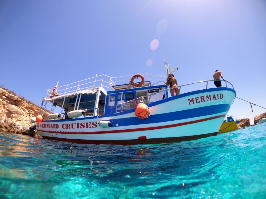 Malta: Blue Lagoon, Comino & St Paul's Islands Cruise - Lunch, toilets, shade, and the details that matter