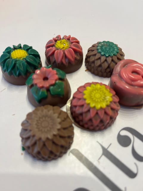 Malta: Chocolate Making Workshop - Best for families, couples, and first-time chocolate makers