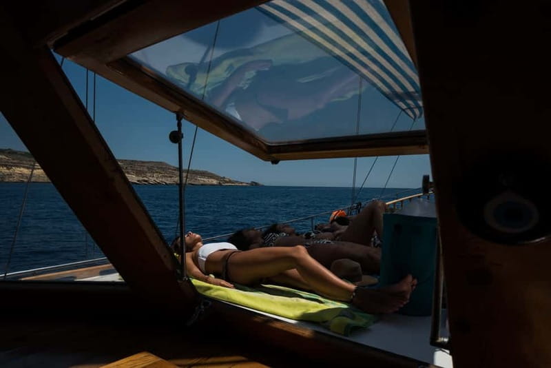 Malta: Comino+ Santa Maria Bay, Blue Lagoon + Seacaves tour - What the $28 price really buys you