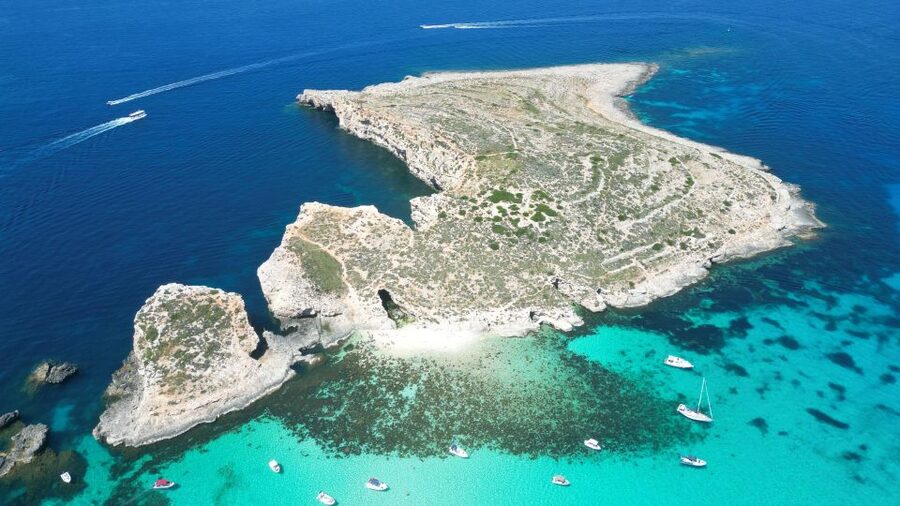 Malta: Crystal/Blue Lagoon, Comino & Gozo Private Boat Trip - Blue Lagoon: famous, beautiful, and often busy