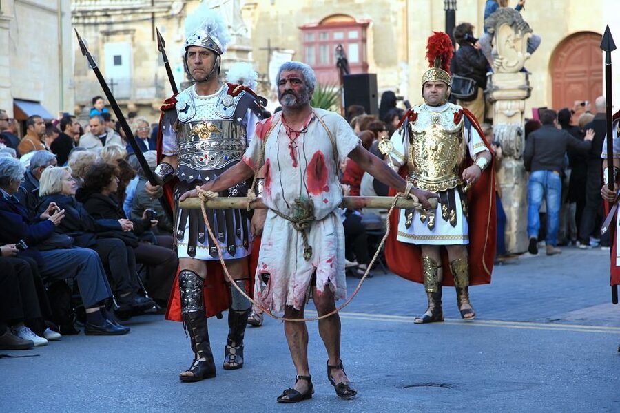 Malta: Good Friday Afternoon Procession with Transportation - Who should book this experience?