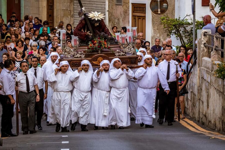 Malta: Good Friday Afternoon Procession with Transportation - A reserved seat for a long procession