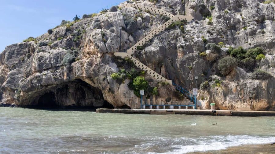 Malta: Gozo Buggy Tour with Lunch, Boat Cruise and Transfers - Xlendi Bay and the cliffs