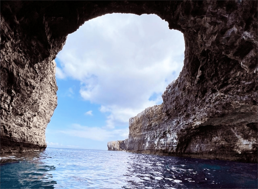 Malta: Gozo Comino and Blue Lagoon Boat Tour with Swim Stop - A full day around Malta’s northern islands