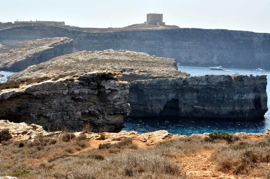 Malta: Gozo Comino and Blue Lagoon Boat Tour with Swim Stop - Blue Lagoon: beautiful water, serious crowds