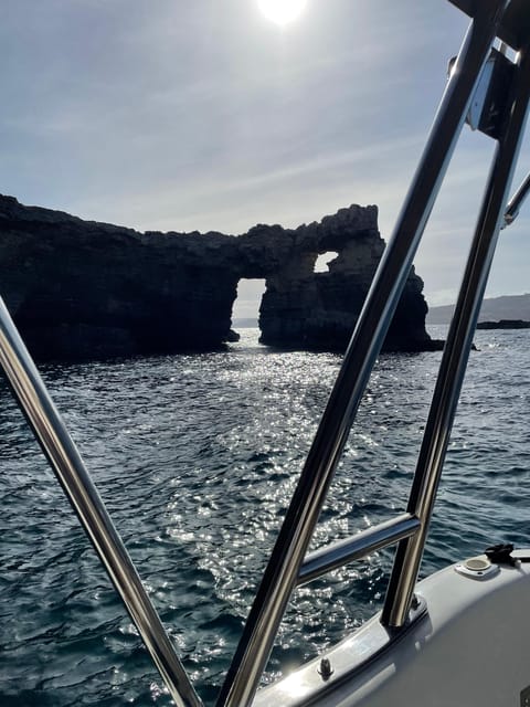 Malta:Gozo,Comino,Crystal/BlueLagoon&Caves Private Boat trip - Santa Marija Tower and the Gozo views