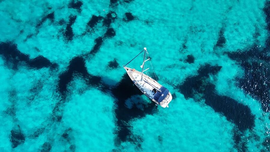 Malta Gozo Comino: Full Day Sailing Charter - Key points at a glance