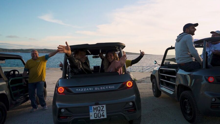 Malta: Gozo Private Chauffeured E-Jeep Tour with Ferry - Salt pans, cliffs, and the island’s open views