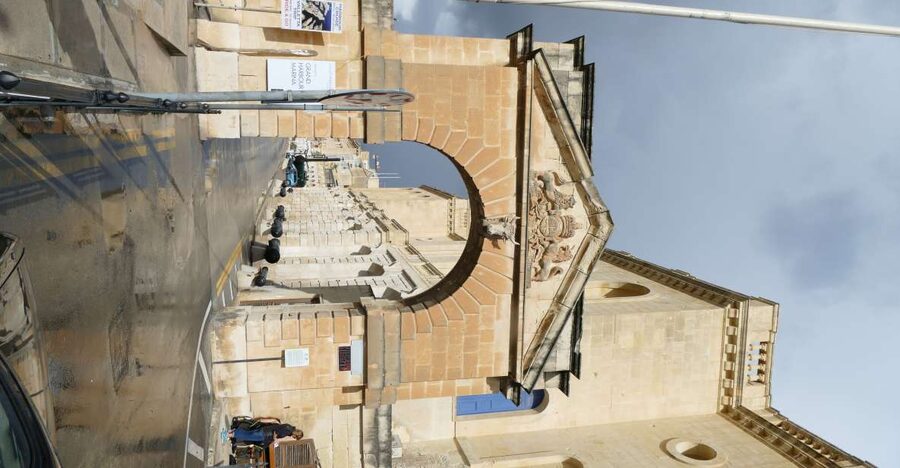 Malta Historical Tour: Valletta & The Three Cities - Starting in Valletta, Malta’s fortified capital