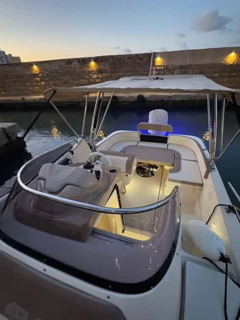 Malta: Private Boat Cruise with Caves, Beaches & Swim Stops - Blue Lagoon and Crystal Lagoon swim stops