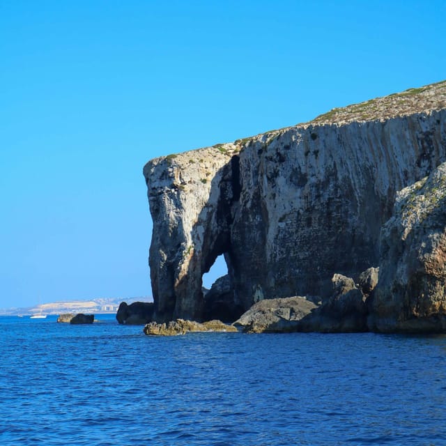 Malta: Private Boat Trip to Comino, Blue Lagoon & Gozo - Weather, seasickness and comfort