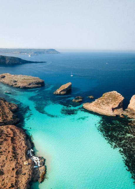 Malta: Private Boat Trip to Comino, Blue Lagoon & Gozo - What comes on the boat