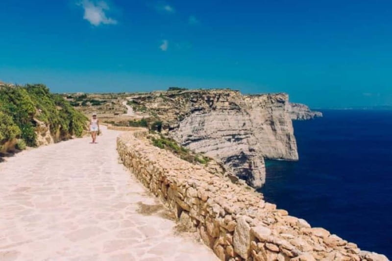Malta: Private Jeep Tour of Gozo with Lunch - Ancient Sites And The Ggantija Decision