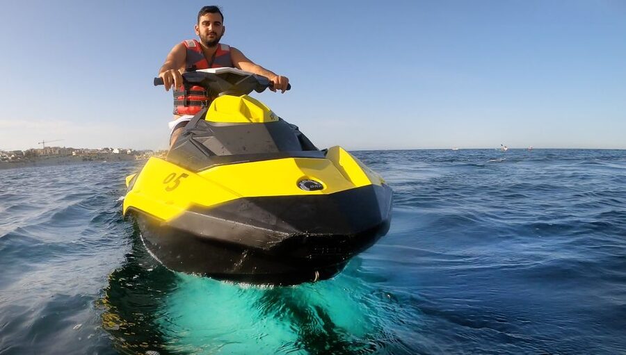 Malta: Private Jet Ski Experience - Check In at Sensi Watersports 30 Minutes Early