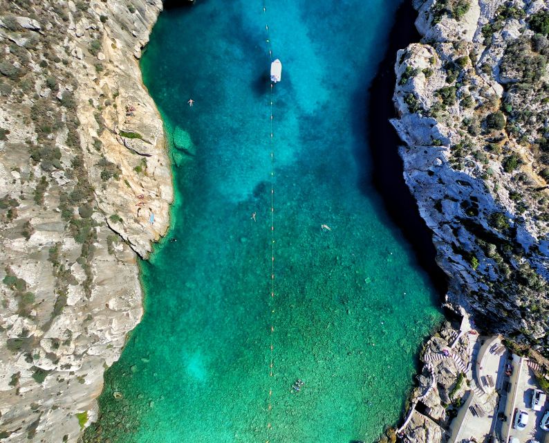 Malta: Private Sunset Boat Trip to Comino and Blue Lagoon - What the $340 price really buys you