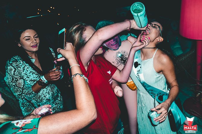 Malta: Pub Crawl Paceville and St Julian's with Drinks - Who will enjoy this Malta night out