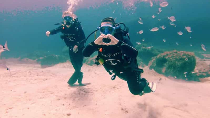 Malta, Scuba diving with instructor - Starting at DiveBase Malta near Bugibba