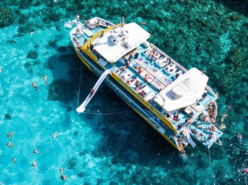Malta: Valletta, Sliema, Bugibba Fireworks Festival Cruise - Fireworks, live vocals, and the floating stage